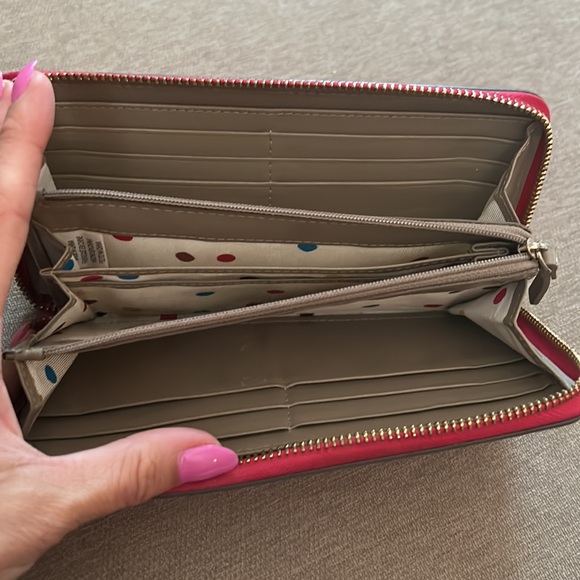 Kate Spade Zip Around Wallet - Picture 2 of 3